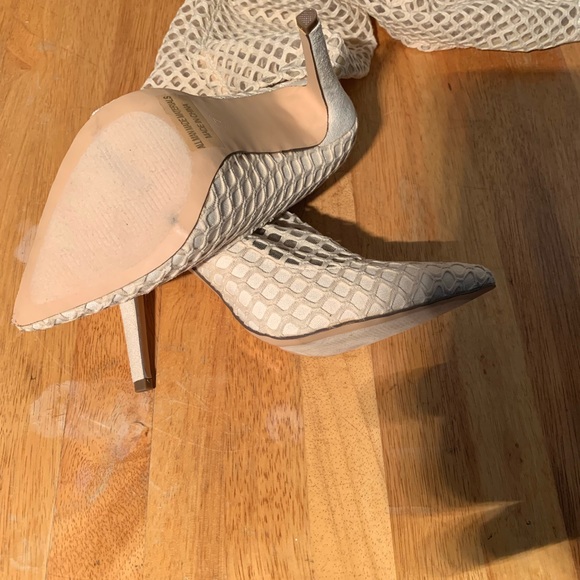 NWOT- FISHNET BOOTS - Picture 4 of 4